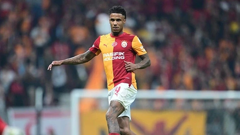 Qalatasaray müdafiəçisi İsmail Yakobs Seneqal millisindən ayrıldı: ailəsinə vaxt ayırmaq istəyir