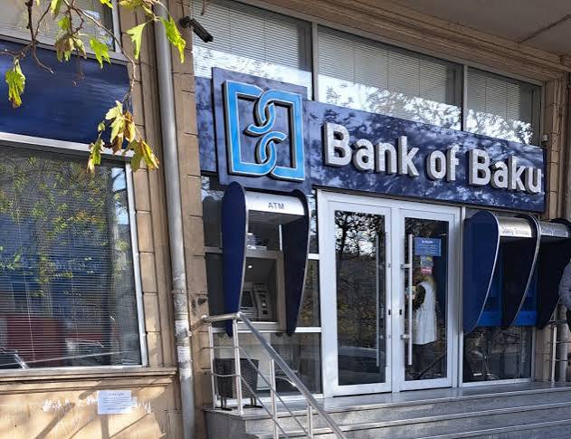 Bank of Baku müştərilərinin əsəblərinə toxunan xidmətlərdən narazılıq artıb