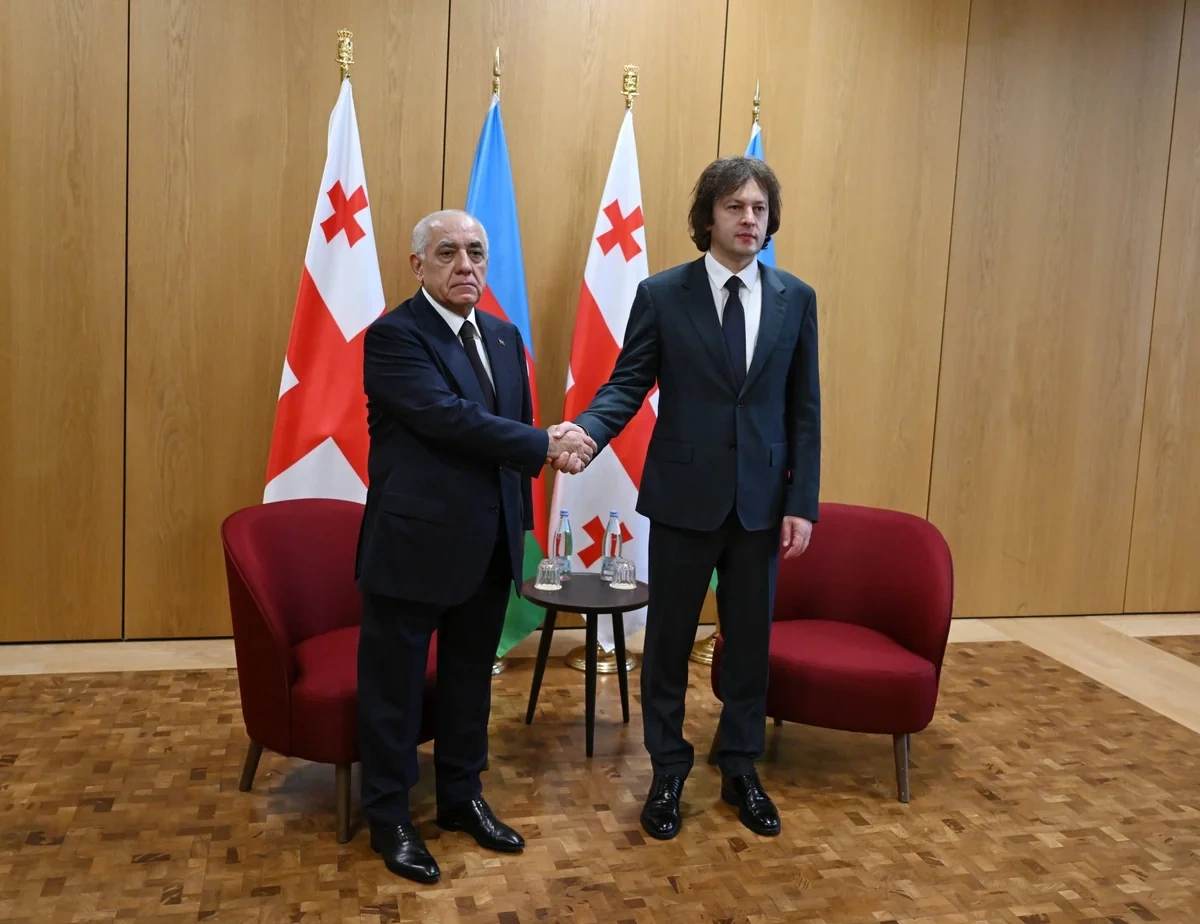 Əli Əsədov ilə İrakli Kobaxidzenin təkbətək görüşü Gürcüstanda baş tutdu